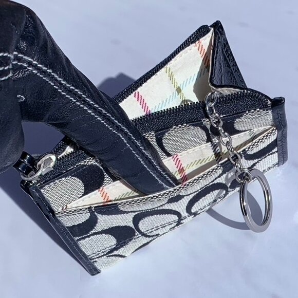 _ Coach NEW without tags Leather and Jacquard ID/Coin Purse/Key Ring - Picture 7 of 8